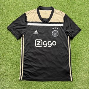2018/2019 Uit