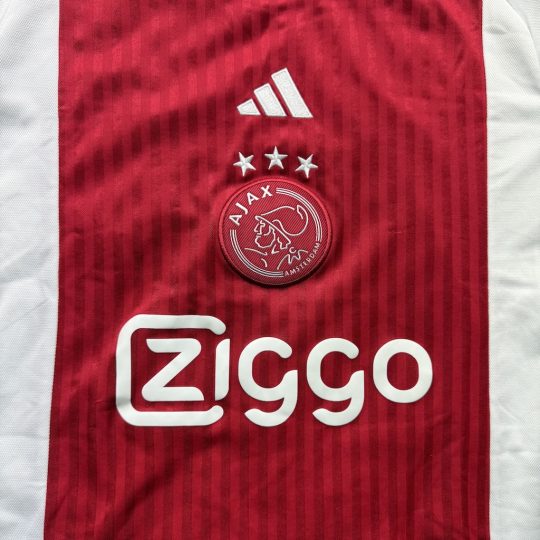 2023/2024 Home - Image 3