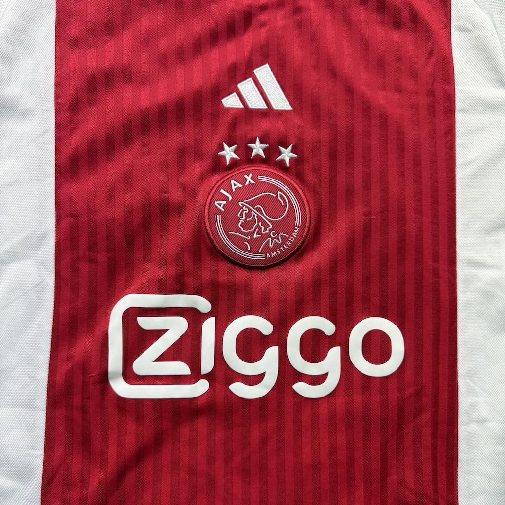 2023/2024 Home - Image 3