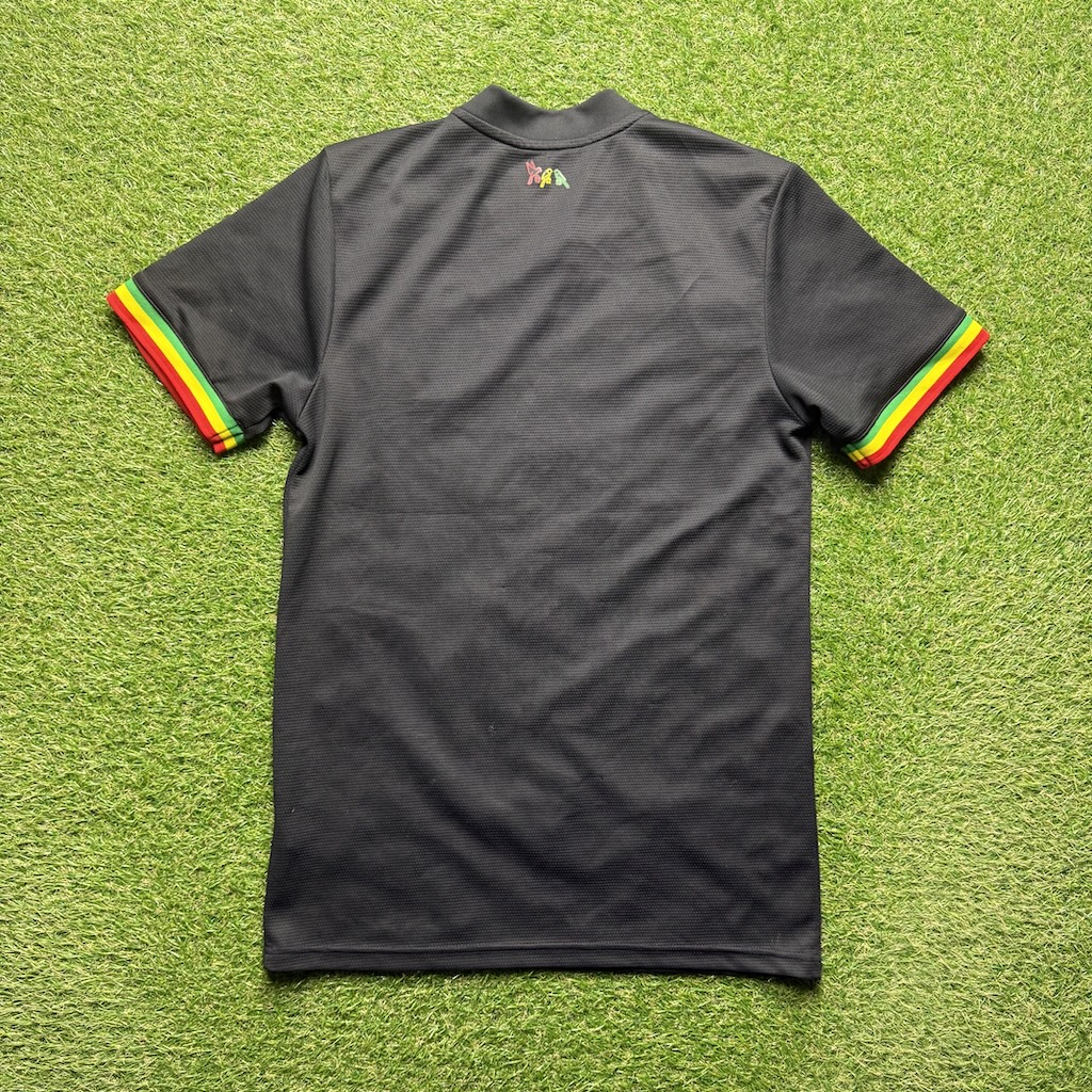 2021/2022 3rd Shirt - Image 2
