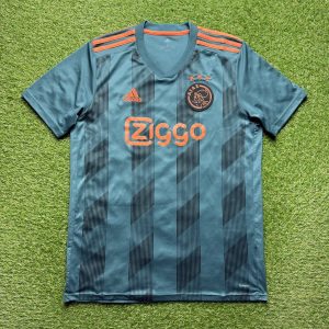 2019/2020 Away