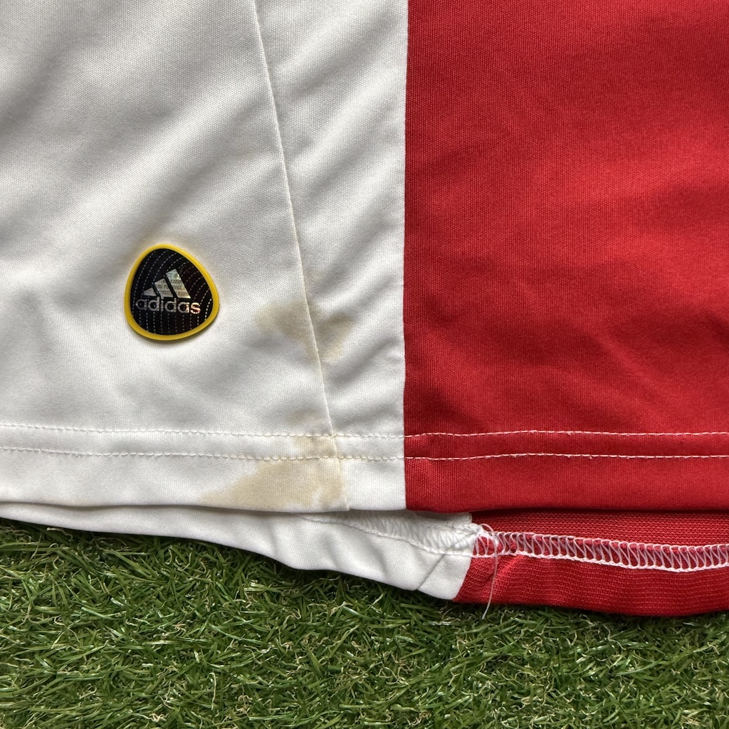 2010/2011 Home - Image 5