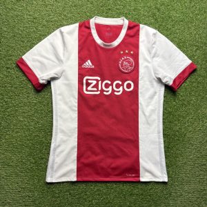 2017/2018 Home