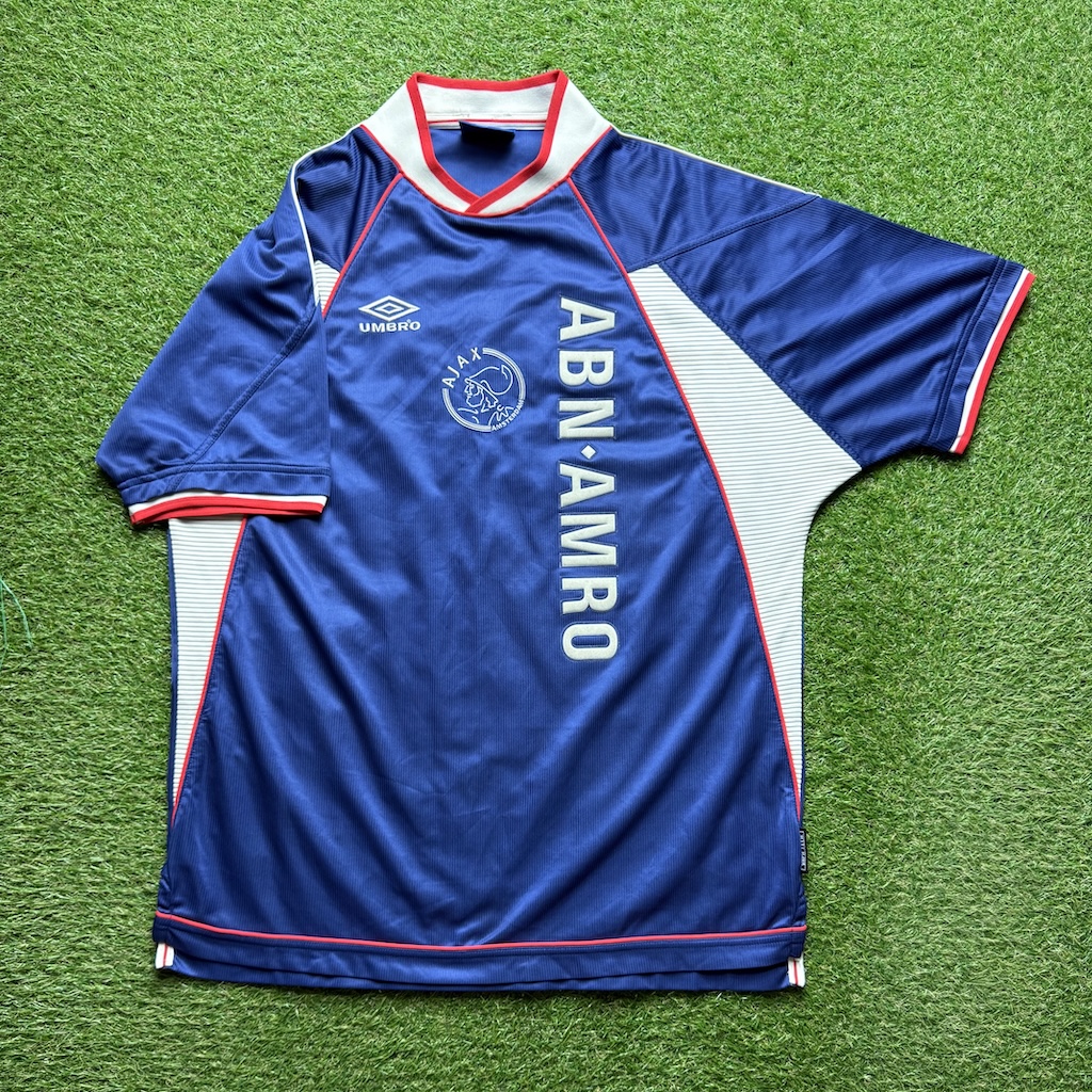1999/2000 Away
