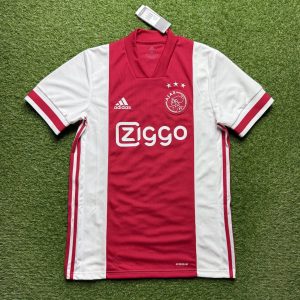2020/2021 Thuis