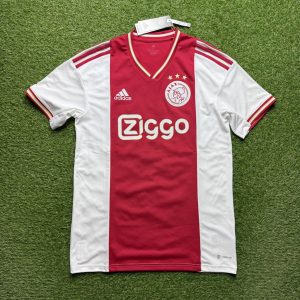 2022/2023 Thuis