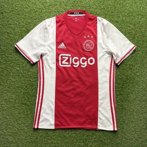 2016/2017 Thuis