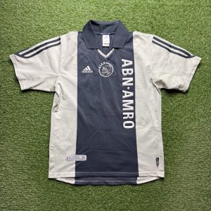 2001/2002 Uit