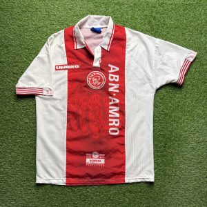 1997/1998 Home