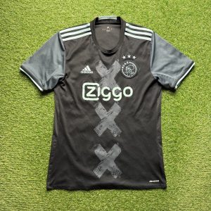 2016/2017 Away