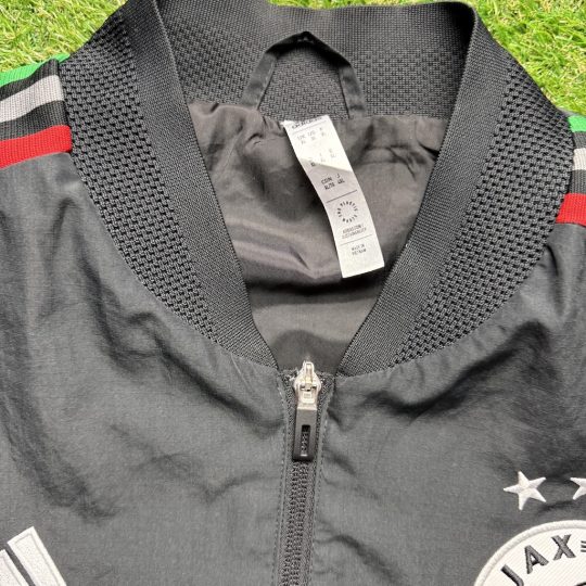 2022/2023 Pre-match Jacket - Image 4