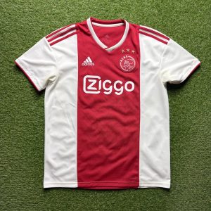 2018/2019 Home