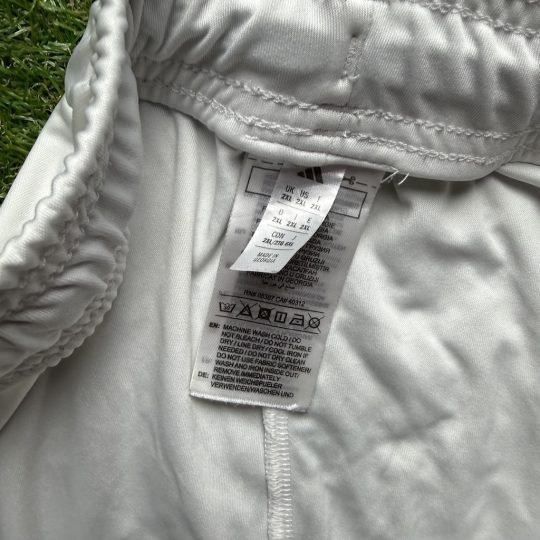 2025/2026 Home Shorts - Image 3