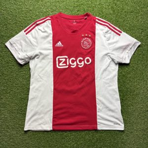 2015/2016 Home