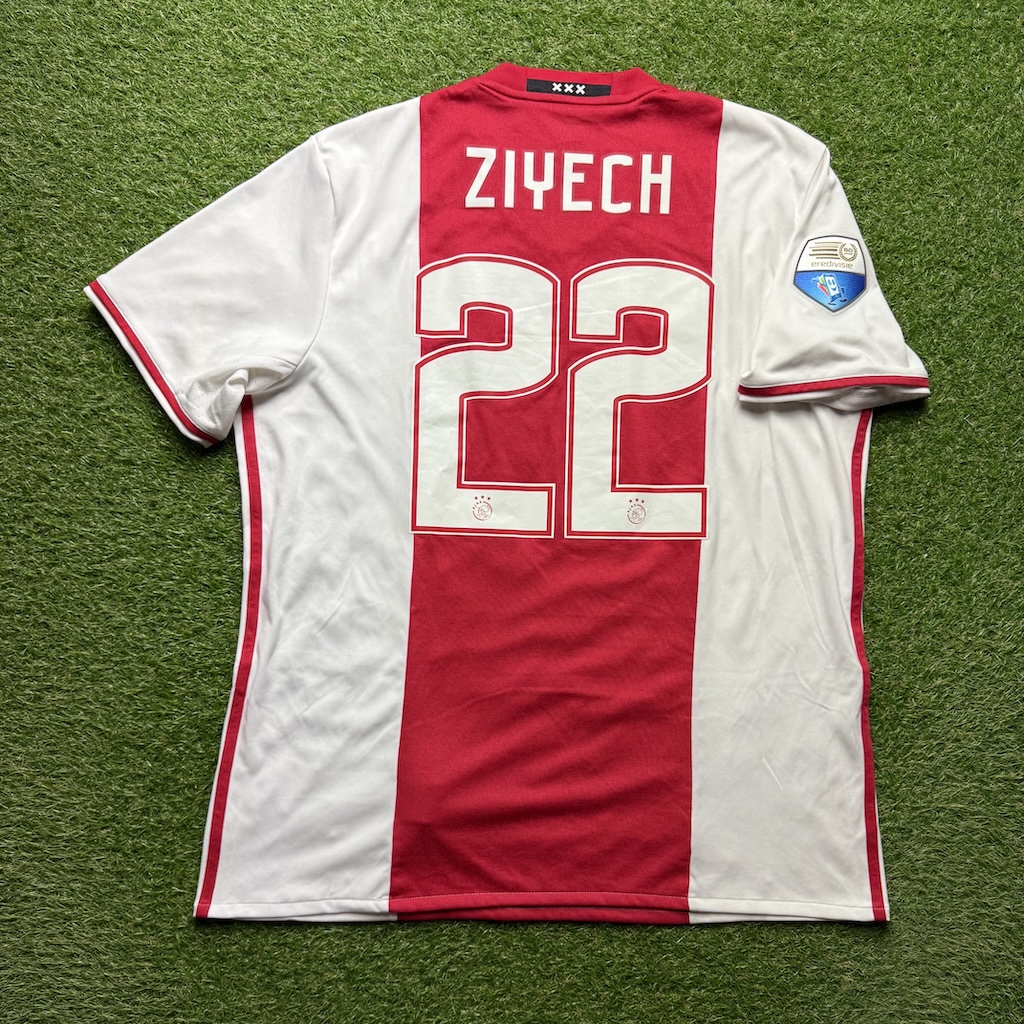 2016/2017 Thuis #22 ZIYECH