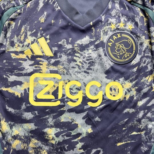 2024/2025 Away - Image 3