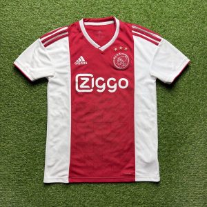 2018/2019 Home
