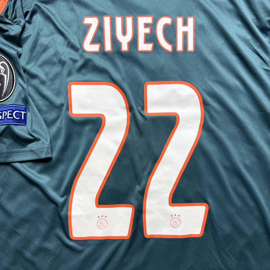 2019/2020 Uit #22 ZIYECH - Afbeelding 3