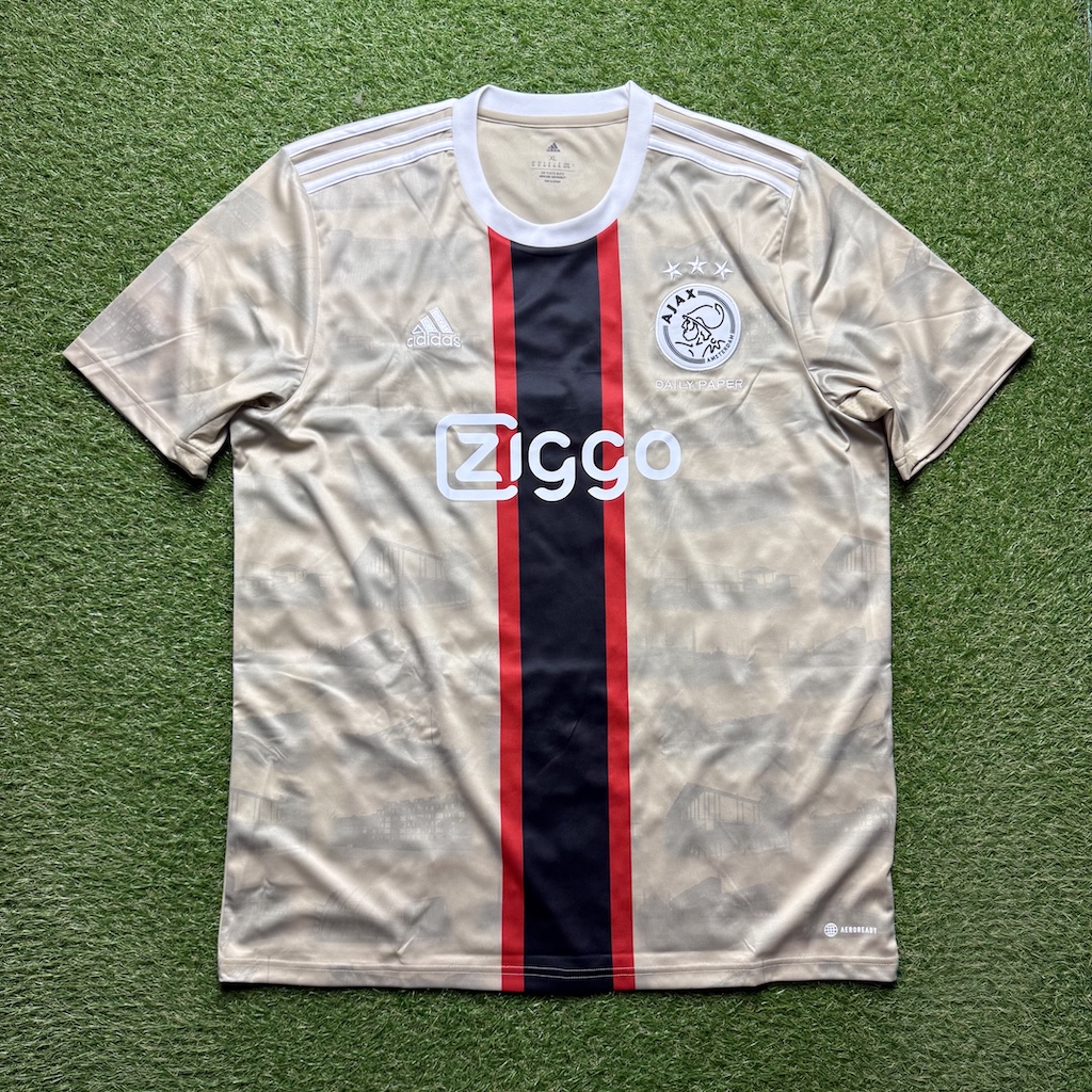 2022/2023 3rd Shirt #9 BROBBEY - Image 2