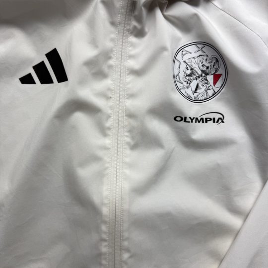 2025/2026 Training Jacket - Image 3