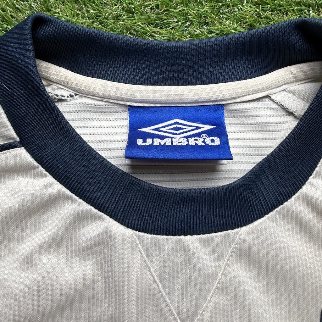 1999/2000 Player Issued Training Sweater - Image 4