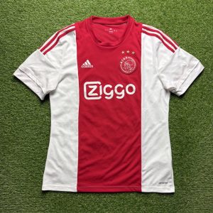 2015/2016 Home