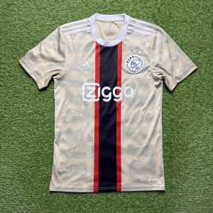 2022/2023 3rd Shirt