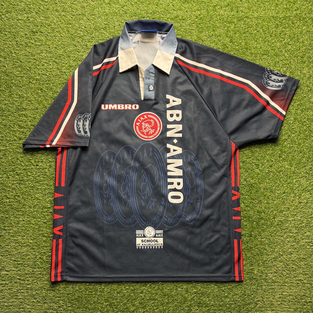 1997/1998 Uit