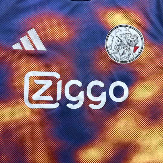 2025/2026 Pre-match Shirt - Image 3