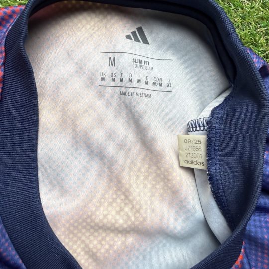 2025/2026 Pre-match Shirt - Image 4