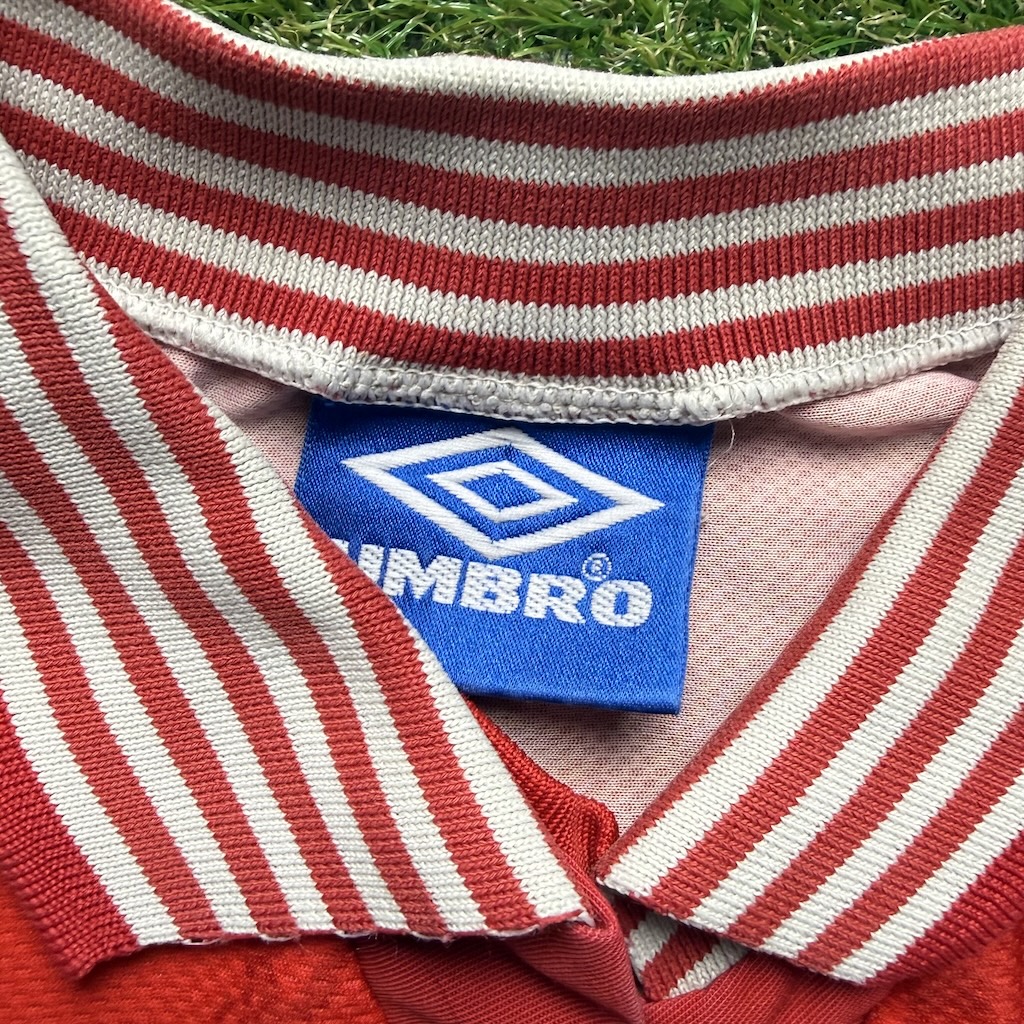 1996/1997 Home - Image 4