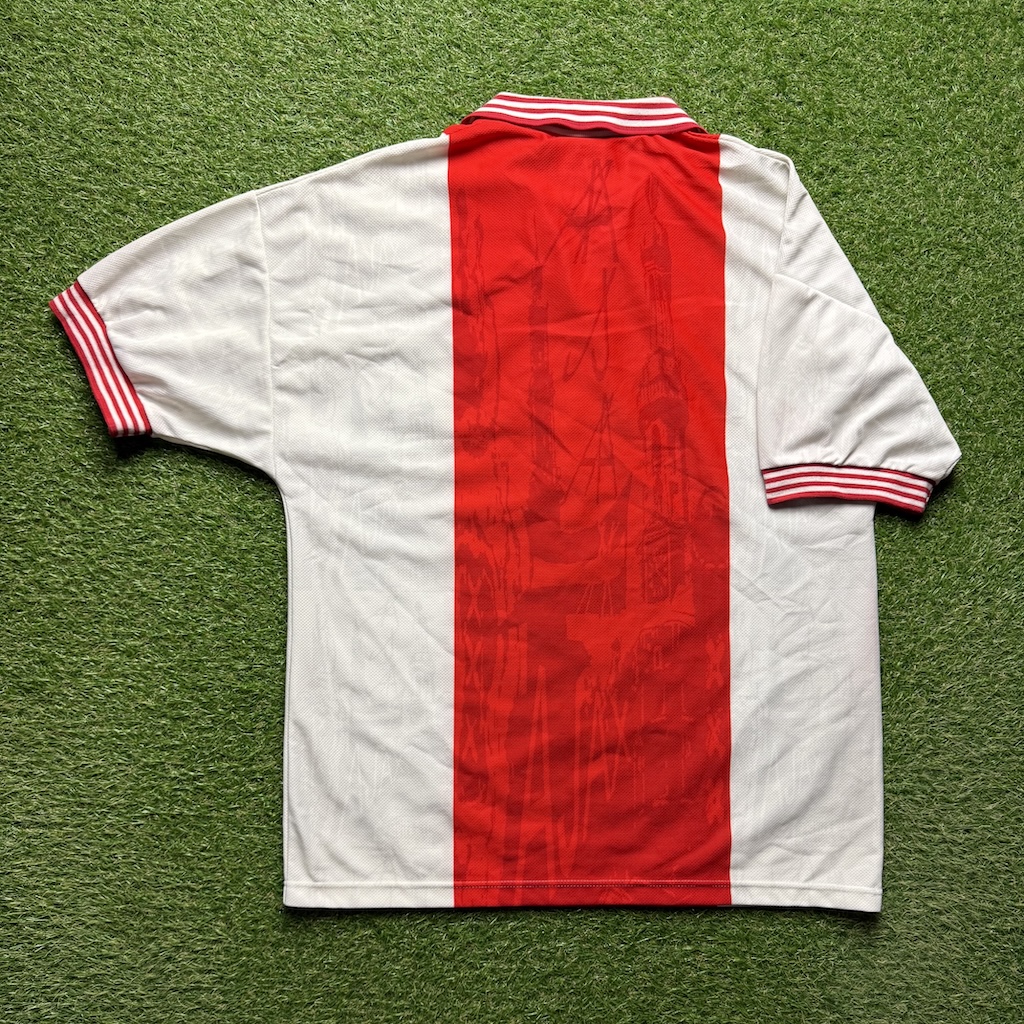 1996/1997 Home - Image 2