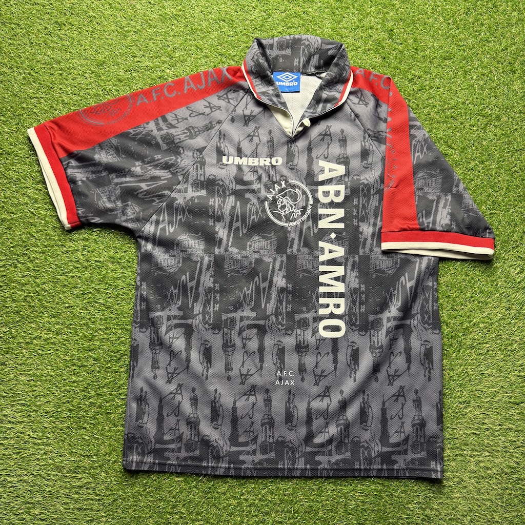 1996/1997 Uit