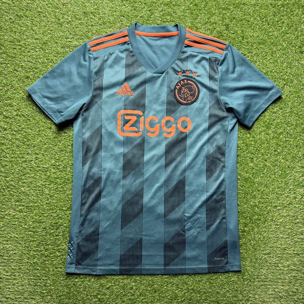 2019/2020 Away