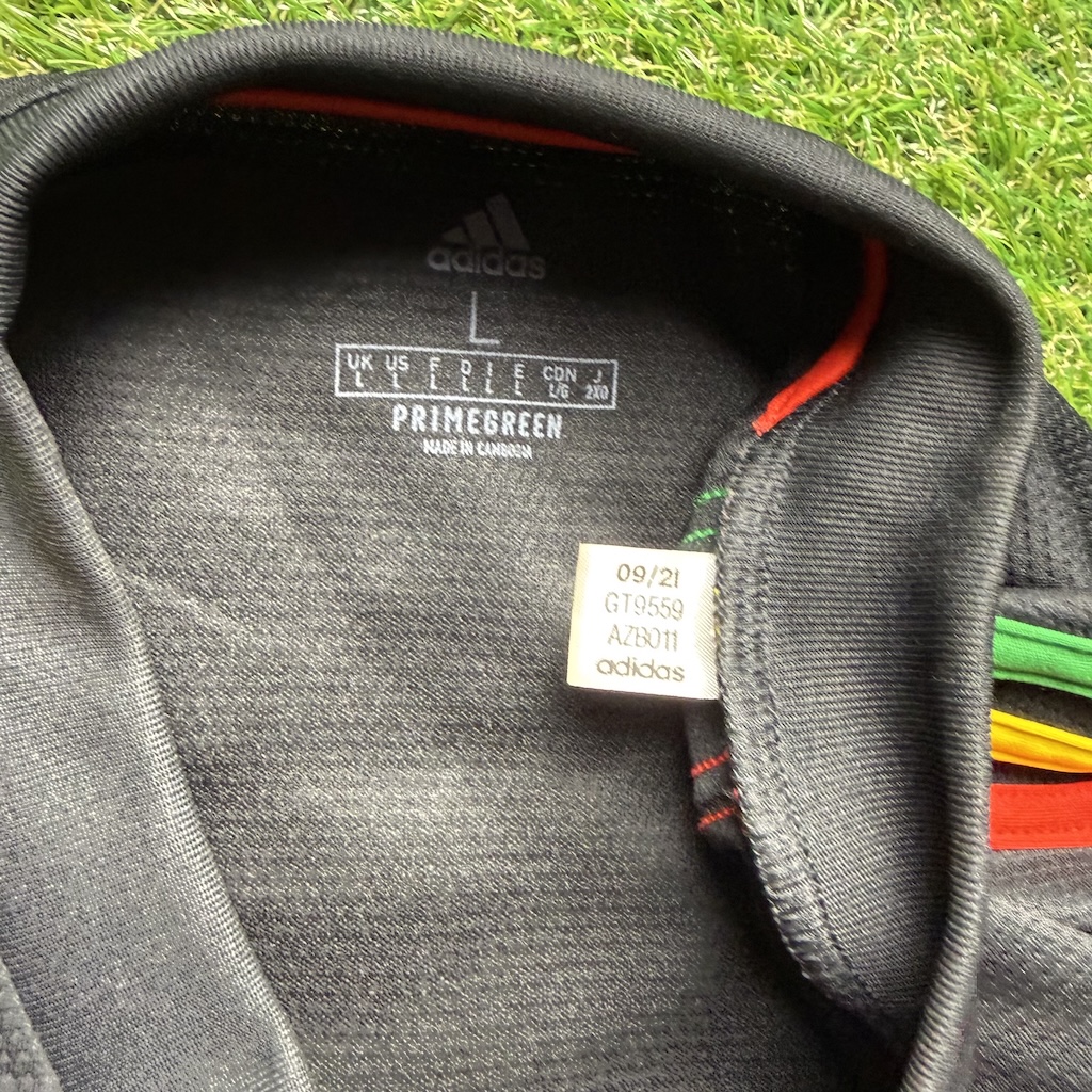 2021/2022 3rd Shirt - Image 4