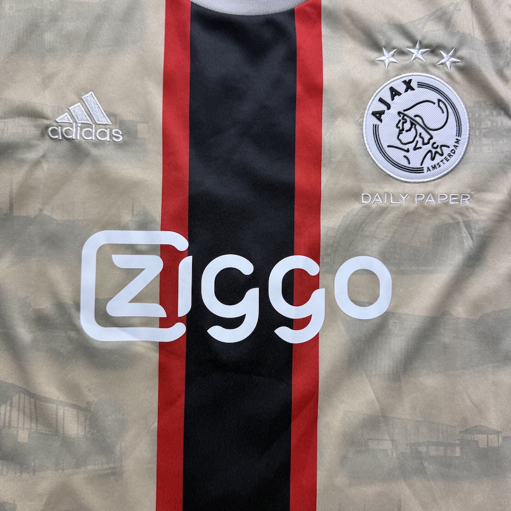 2022/2023 3rd Shirt - Image 3