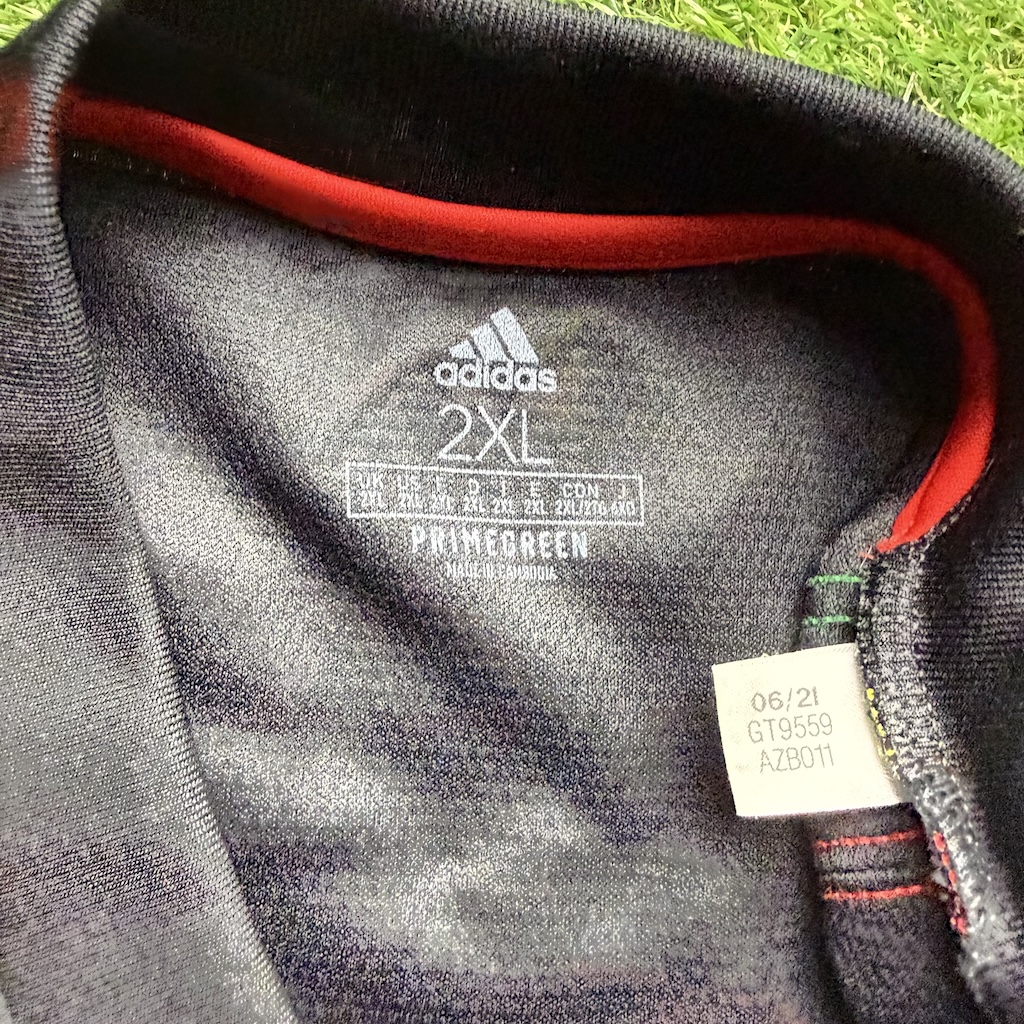 2021/2022 3rd Shirt - Image 4