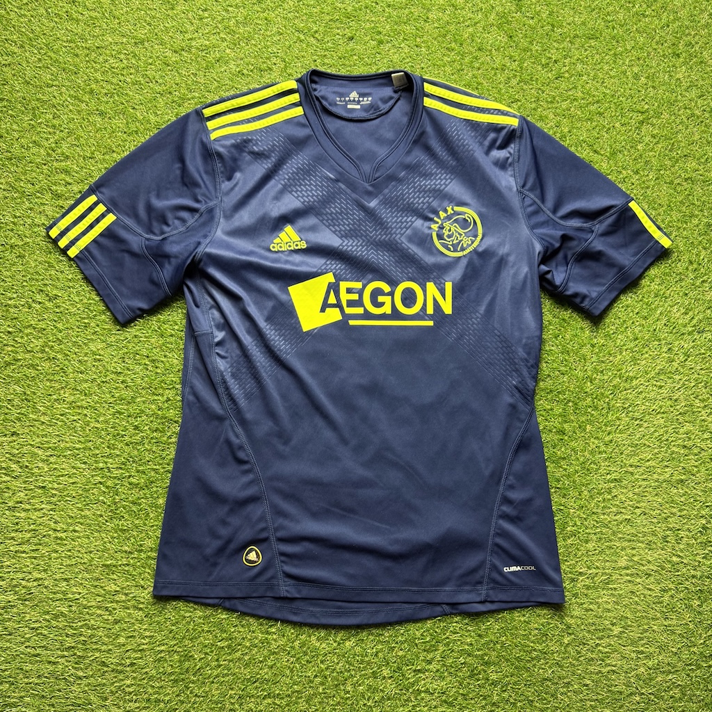 2010/2011 Uit