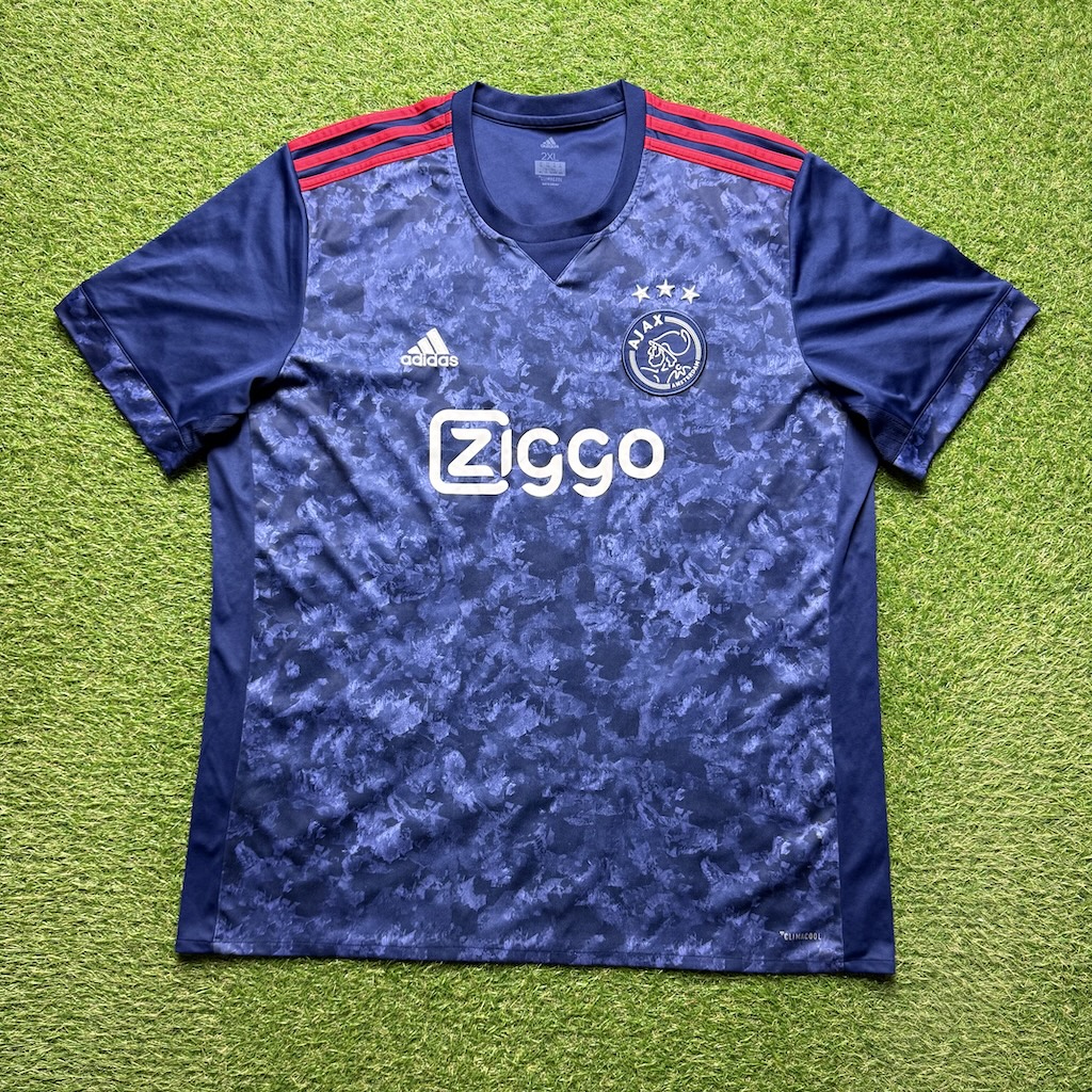 2017/2018 Uit
