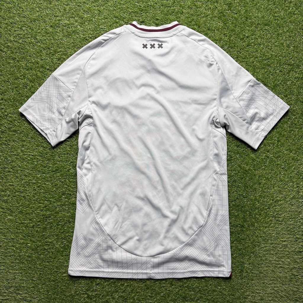 2024/2025 3rd Shirt - Image 2