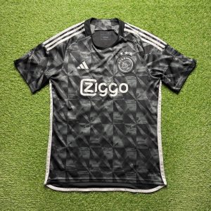 2023/2024 3rd Shirt