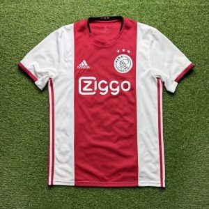 2019/2020 Home