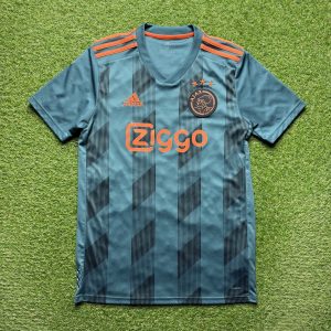 2019/2020 Away